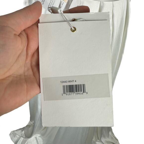 MAC DUGGAL 12443 White Satin V-Neck Sleeveless Long Formal Gown Size 4 NWT Glam - Picture 8 of 16